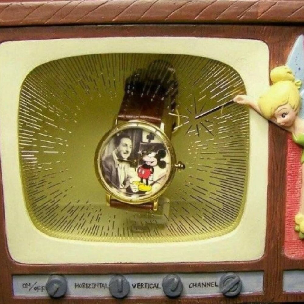 Disney Limited Edition Mickey Mouse watch! New! Retired! With Walt Disney